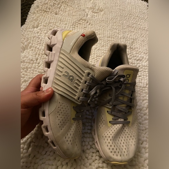 Women’s On Cloudswift Shoes - Picture 8 of 13